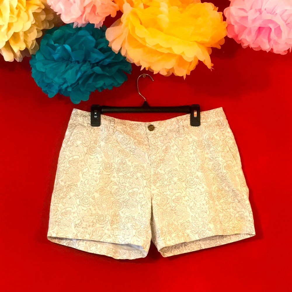 OLD NAVY EVERYDAY SHORTS
